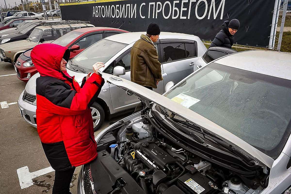 Что нужно сделать при покупке подержанного автомобиля
